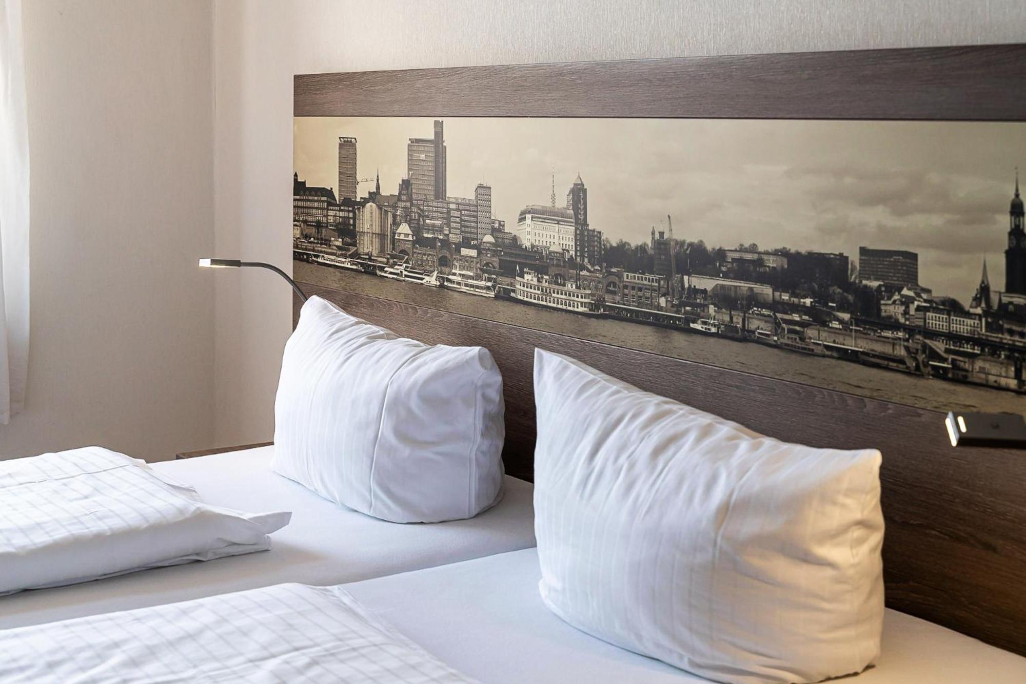 Sleepbeeone Wilhelmshaven Hotel Bagian luar foto